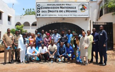 Les stagiaires en Justice Transitionnelle de l’Ecole de Maintien de la Paix Alioune Blondin Bèye de Bamako en visite à la CNDH