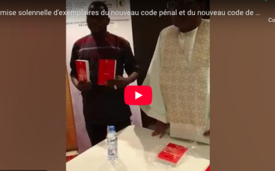 Remise solennelle d’exemplaires du nouveau code pénal et du nouveau code de procédure pénale